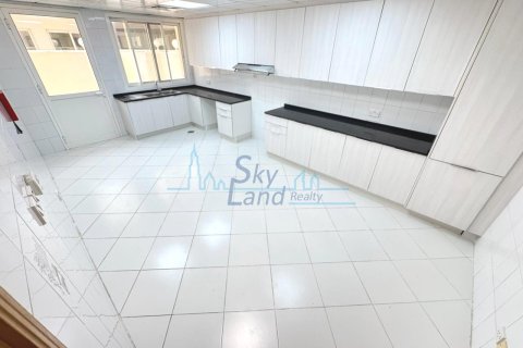 Villa uthyres i Jumeirah, Dubai, UAE 4 sovrum, 325.2 kvm Nr. 659550 - fotografi 5