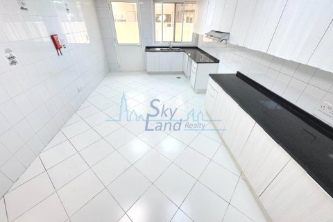 Villa uthyres i Jumeirah, Dubai, UAE 4 sovrum, 325.2 kvm Nr. 659550 - fotografi 8