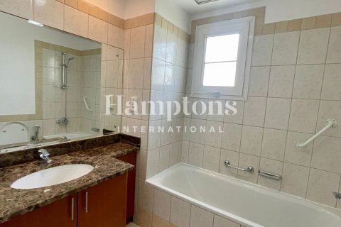 Villa en alquiler en The Springs, Dubai, EAU 3 dormitorios, 338.37223563 m2 № 659582 - foto 10