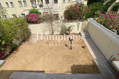 Villa en alquiler en The Springs, Dubai, EAU 3 dormitorios, 338.37223563 m2 № 659582 - foto 13