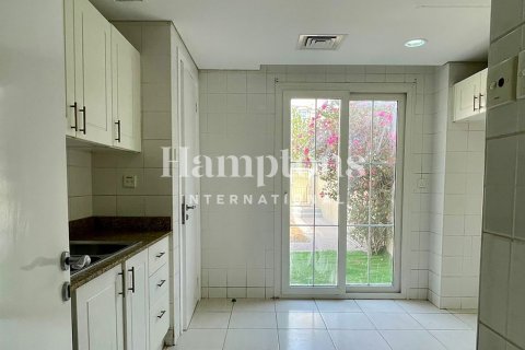 Villa en alquiler en The Springs, Dubai, EAU 3 dormitorios, 338.37223563 m2 № 659582 - foto 16