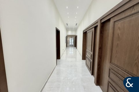 Willa do wynajęcia w Al Quoz, Dubai, ZEA 7 sypialnie, 1115 mkw., nr 668352 - zdjęcie 28
