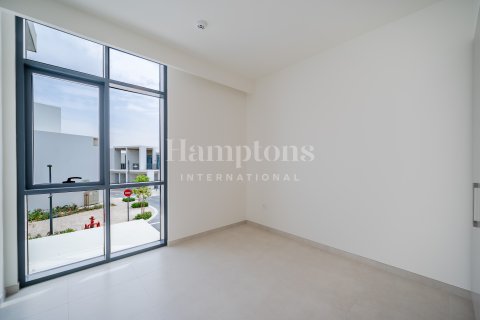 Villa in Arabian Ranches 3, Dubai, UAE 4 bedrooms, 221.57365500 sq.m. № 712639 - photo 1