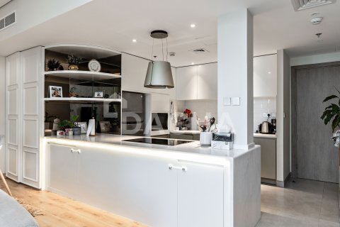 Appartamento in vendita a Dubai Marina, Dubai, EAU 3 camere da letto, 130 mq. № 719246 - foto 5