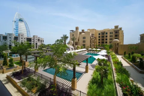 Apartament na sprzedaż w Umm Suqeim, Dubai, ZEA 4 sypialnie, 247 mkw., nr 657845 - zdjęcie 3