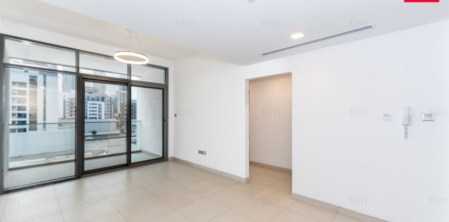 Korter asukohaga Al Satwa, Dubai, AÜE: 2 magamistoaga, 101 m² Nr 703621