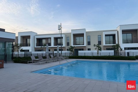 Adosado en Dubai, EAU 3 dormitorios, 145.3 m² № 703614
