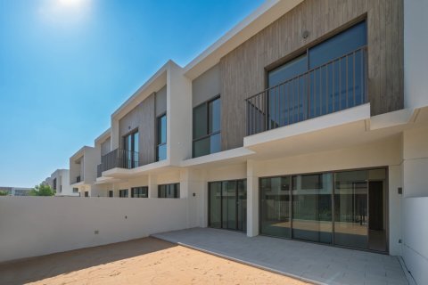 Townhouse de închiriat în Dubai, EAU 3 dormitoare, 174 mp.  №705251 - poză 3
