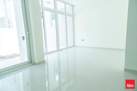 Dubai, BAE’de kiralık townhouse 3 yatak odası, 112.2 m² No 694254 - fotoğraf 10