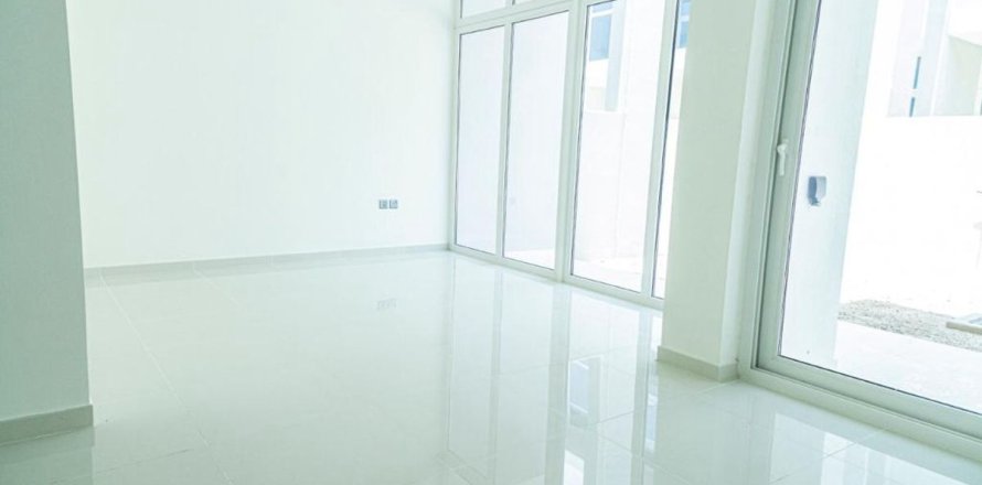 Dubai, BAE’de townhouse 3 yatak odası, 112.2 m&sup2; No 694254