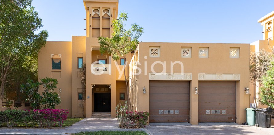 Al Furjan, Dubai, संयुक्त अरब अमीरात में विला, 3 बेडरूम, 322 वर्ग मीटर, संख्या 600290