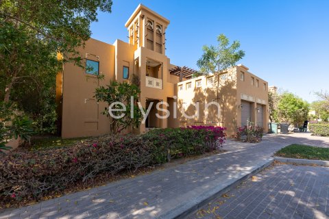 Al Furjan, Dubai, संयुक्त अरब अमीरात में विला, 3 बेडरूम, 322 वर्ग मीटर, संख्या 600290 - फ़ोटो 11