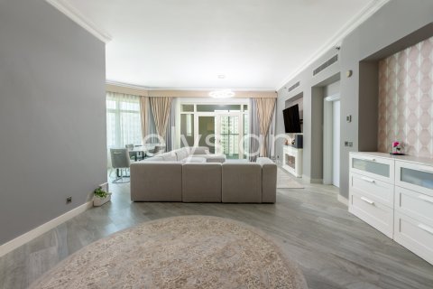 Apartament në Palm Jumeirah, Dubai, Emiratet e Bashkuara Arabe 3 dhoma gjumi, 203 m2. № 600263 - Foto 3