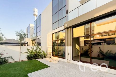 Villa te huur in Mohammed Bin Rashid City, Dubai, VAE 4 slaapkamers, 187.2 vr.m., nr 733768 - foto 2