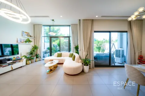 Σπίτι σε Al Furjan, Dubai, ΗΑΕ 3 υπνοδωμάτια, 244 τ.μ. Αρ. 737783 - φωτογραφία 3