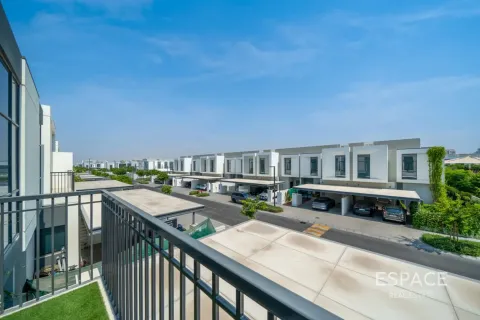 Σπίτι σε Al Furjan, Dubai, ΗΑΕ 3 υπνοδωμάτια, 244 τ.μ. Αρ. 737783 - φωτογραφία 18