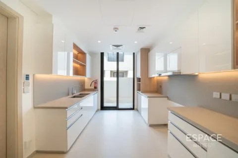 Βίλα σε Jebel Ali, Dubai, ΗΑΕ 4 υπνοδωμάτια, 395 τ.μ. Αρ. 737782 - φωτογραφία 7