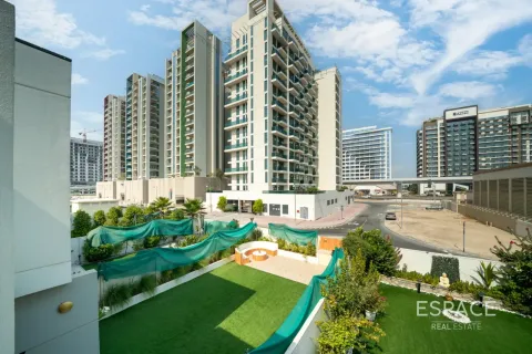 Villa til salgs i Al Furjan, Dubai, Emiratene 3 soverom, 244 kvm Nr. 737779 - Foto 17