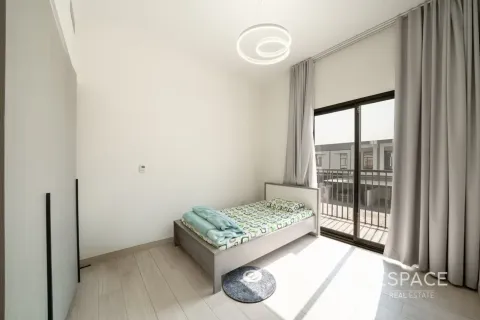 Villa til salgs i Al Furjan, Dubai, Emiratene 3 soverom, 244 kvm Nr. 737779 - Foto 10