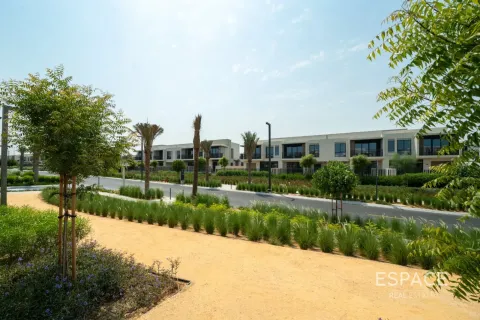 Βίλα σε Jebel Ali, Dubai, ΗΑΕ 4 υπνοδωμάτια, 369 τ.μ. Αρ. 737781 - φωτογραφία 19