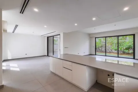 Villa til salgs i Dubai Hills Estate, Dubai, Emiratene 4 soverom, 292 kvm Nr. 737778 - Foto 4