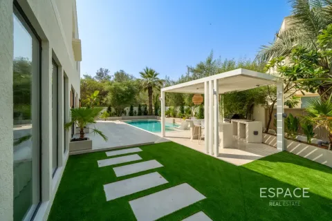 Villa à vendre à Meadows, Dubai, EAU 5 chambres, 427 m2 № 737780 - photo 17