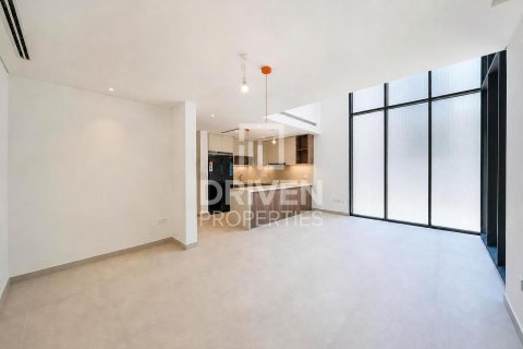 Kuća u nizu u gradu Mudon, Dubai, UAE 4 spavaće sobe, 168.06 m2 Br. 754187 - Slika 1