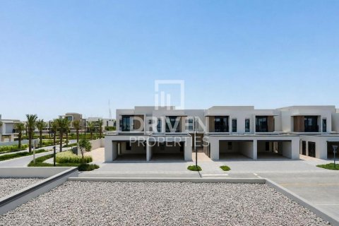 Üürile anda ridamaja asukohaga Jebel Ali, Dubai, AÜE: 3 magamistoaga, 238.02 m² Nr 754186 - pilt 25