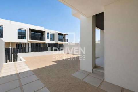 Üürile anda ridamaja asukohaga Jebel Ali, Dubai, AÜE: 3 magamistoaga, 238.02 m² Nr 754186 - pilt 22