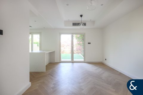 Βίλα σε The Springs, Dubai, ΗΑΕ 3 υπνοδωμάτια, 172 τ.μ. Αρ. 688751