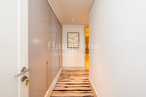 Huoneisto Downtown Dubai (Downtown Burj Dubai), Dubai, Arabiemiraatit 2 makuuhuonetta, 127.47034824 m2 № 690789 - kuva 16