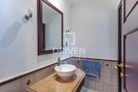 Vila u gradu Palm Jumeirah, Dubai, UAE 4 spavaće sobe, 470 m2 Br. 653172 - Slika 20