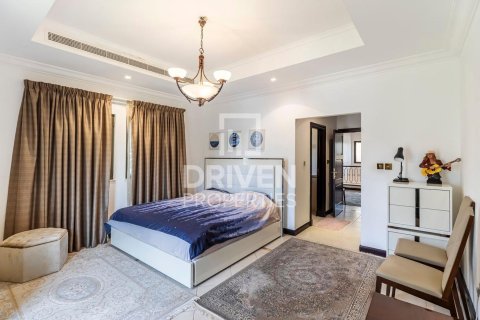 Vila u gradu Palm Jumeirah, Dubai, UAE 4 spavaće sobe, 470 m2 Br. 653172 - Slika 15
