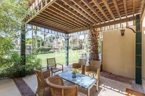 Vila u gradu Palm Jumeirah, Dubai, UAE 4 spavaće sobe, 470 m2 Br. 653172 - Slika 24