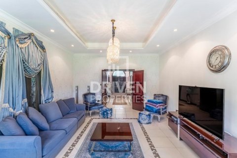 Vila u gradu Palm Jumeirah, Dubai, UAE 4 spavaće sobe, 470 m2 Br. 653172 - Slika 7