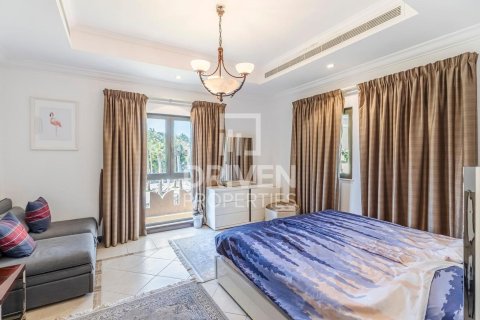 Vila u gradu Palm Jumeirah, Dubai, UAE 4 spavaće sobe, 470 m2 Br. 653172 - Slika 14