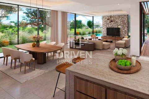 Villa zum Verkauf in Dubai Land, Dubai, VAE 4 Schlafzimmer, 399 m2 Nr. 653191 - Foto 1