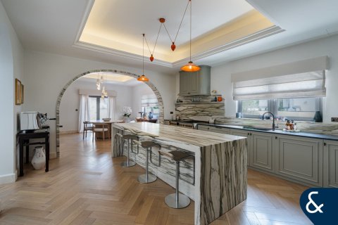 Vila u The Villa, Dubai, UAE 5 spavaćih soba, 780 m2 Br. 667574 - fotografija 5