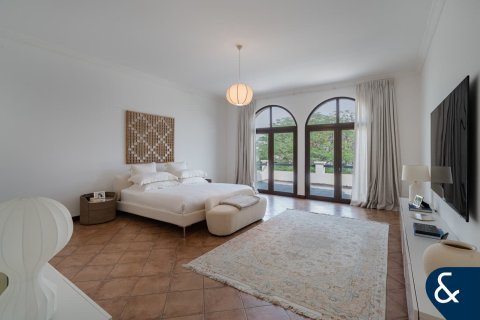 Vila u The Villa, Dubai, UAE 5 spavaćih soba, 780 m2 Br. 667574 - fotografija 11