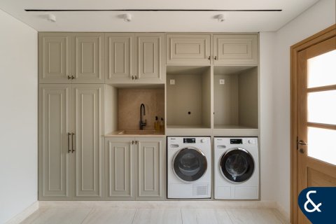 Vila u The Villa, Dubai, UAE 5 spavaćih soba, 780 m2 Br. 667574 - fotografija 9