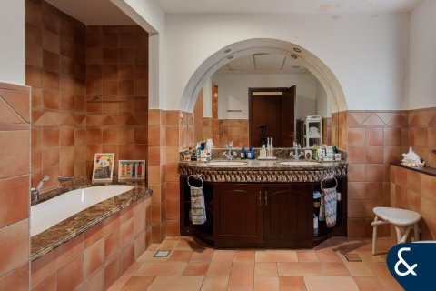 Vila u The Villa, Dubai, UAE 5 spavaćih soba, 780 m2 Br. 667574 - fotografija 12