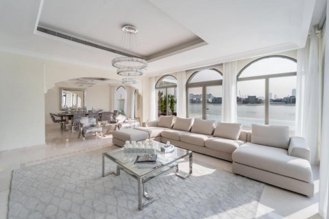 Palm Jumeirah、Dubai、UAE にあるヴィラの賃貸物件 5ベッドルーム、465 m2、No610937 - 写真 5