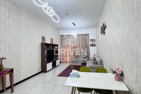 Apartment in Jumeirah Village Circle, Dubai, UAE 1 bedroom, 76.92 sq.m. № 756446 - photo 2