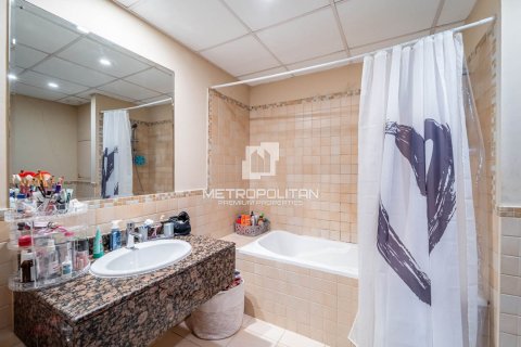 Apartmen di Jumeirah Beach Residence, Dubai, UAE 4 bilik tidur, 256 meter persegi № 663601 - foto 21