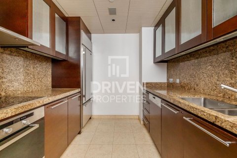 Купить квартиру в Даунтаун Дубай (Даунтаун Бурдж Дубай), ОАЭ 2 спальни, 152м2, № 654318 - фото 4