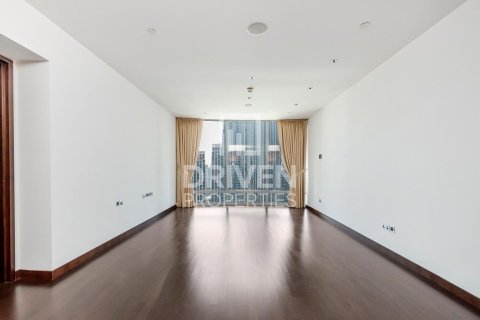 Купить квартиру в Даунтаун Дубай (Даунтаун Бурдж Дубай), ОАЭ 2 спальни, 152м2, № 654318 - фото 2