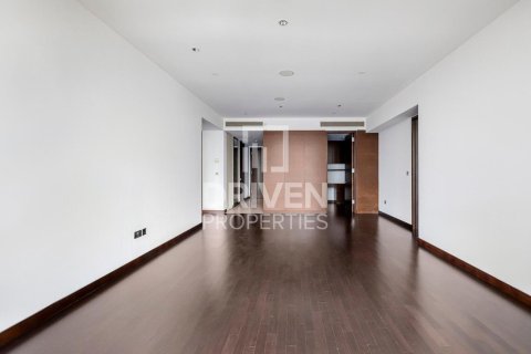 Купить квартиру в Даунтаун Дубай (Даунтаун Бурдж Дубай), ОАЭ 2 спальни, 152м2, № 654318 - фото 9