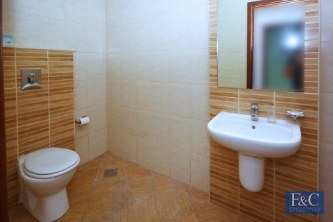 Zyrë në Jumeirah Lake Towers, Dubai, Emiratet e Bashkuara Arabe 104 m2. № 704810 - Foto 13
