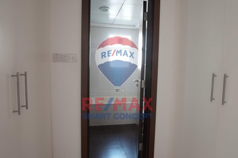 Villa in Al Ghadeer, Abu Dhabi, UAE 4 bedrooms, 307.2 sq.m. № 573011 - photo 19