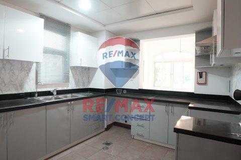 Villa in Al Ghadeer, Abu Dhabi, UAE 4 bedrooms, 307.2 sq.m. № 573011 - photo 6